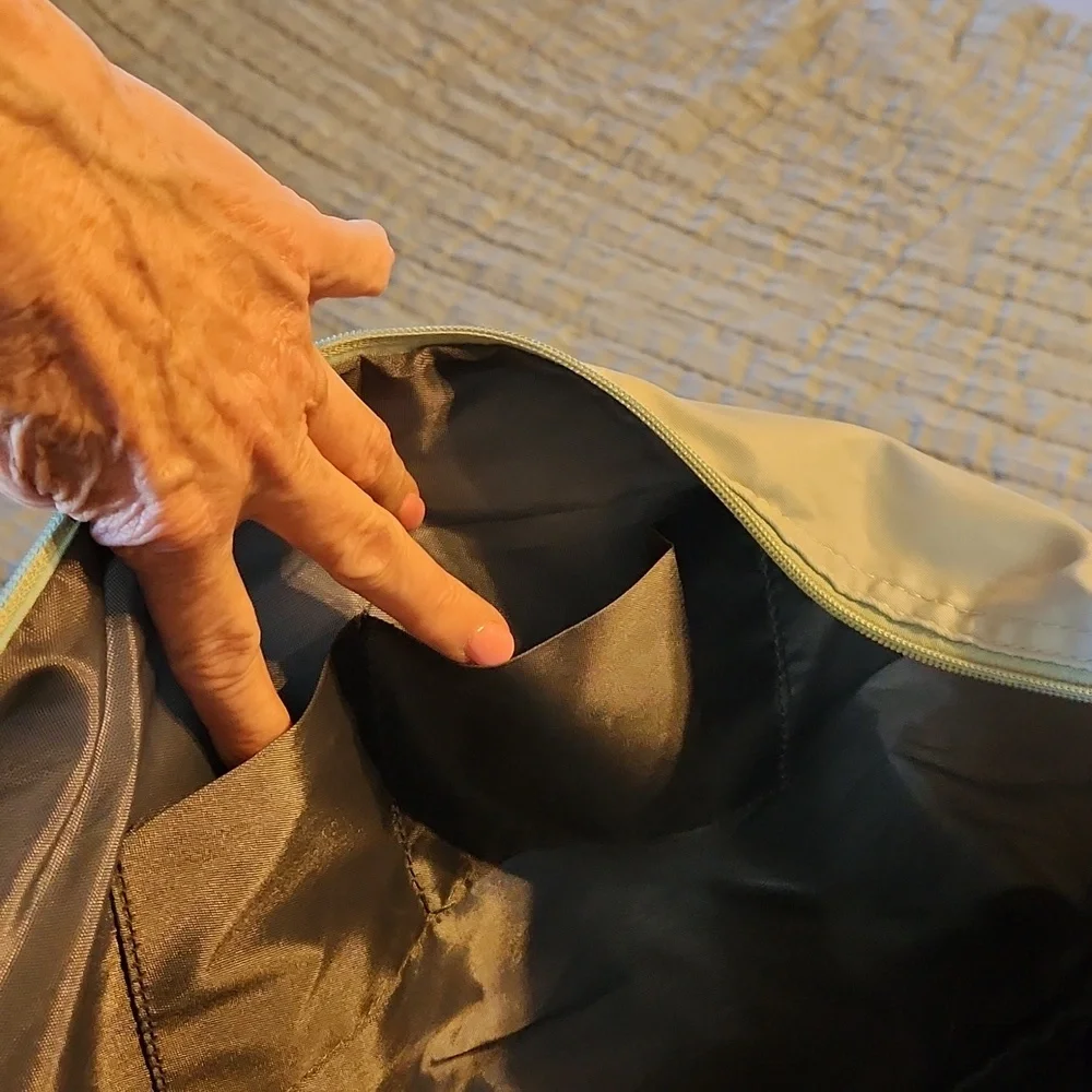 Stylish Sage Green Duffel Bag - Picture 7 of 11